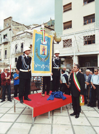 manifestazione di presentazione stemma e gonfalone